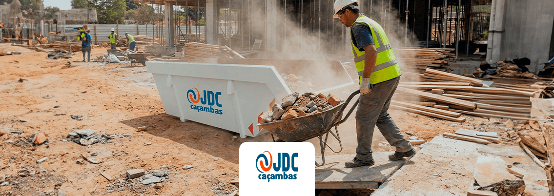 Caixa coletora de entulho: entenda como funciona, vantagens e normas para locação em obras residenciais e comerciais em São Paulo.